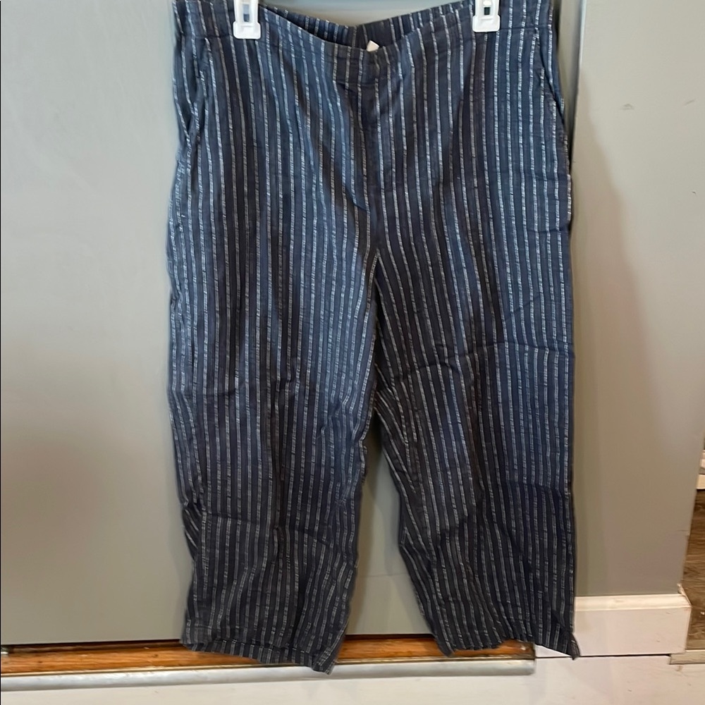 Women’s  Striped gray Pants